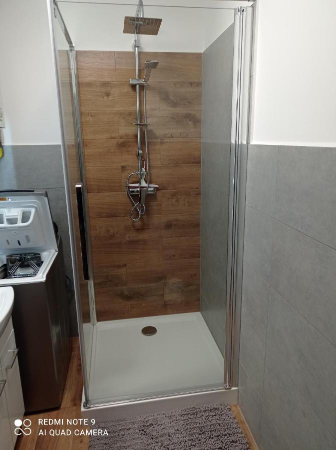 Apartament Na Parterze Stalowa Wola Esterno foto